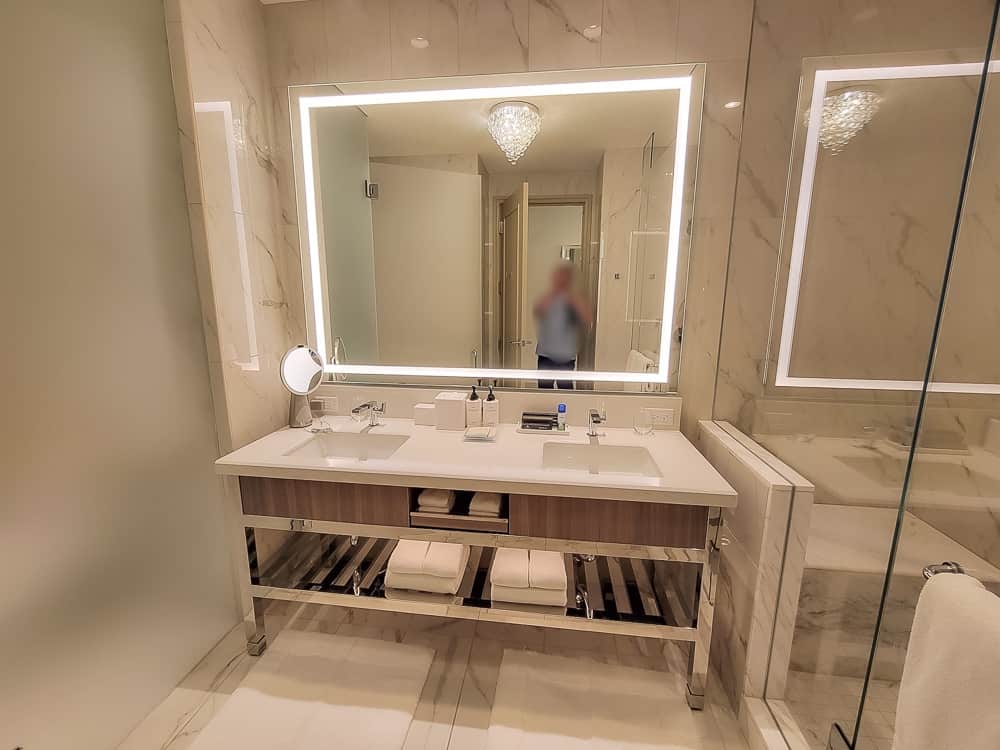 Hilton Conrad Las Vegas Resorts World 53