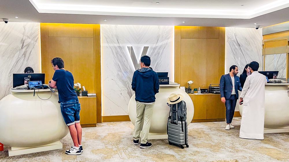 V Hotel Dubai, Curio Collection by Hilton 05