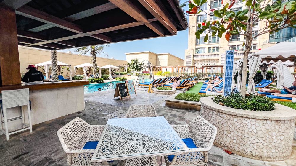 V Hotel Dubai, Curio Collection by Hilton 81