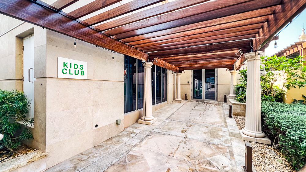 V Hotel Dubai, Curio Collection by Hilton 83