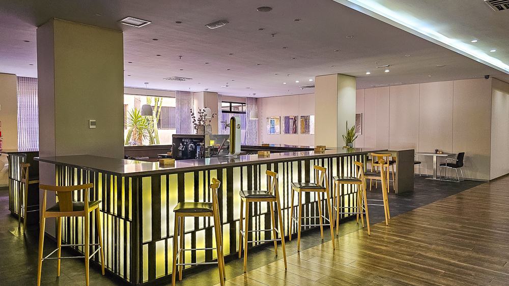 AC hotel iberia las palmas Lobby AC lounge4