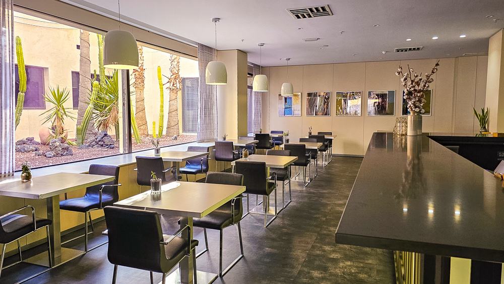 AC hotel iberia las palmas Lobby AC lounge7