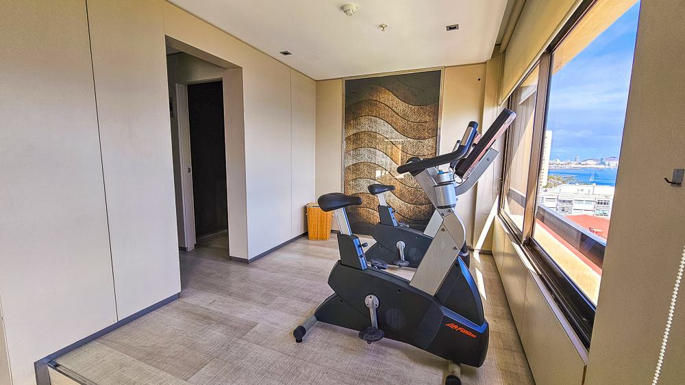 AC hotel iberia las palmas piscine gym17