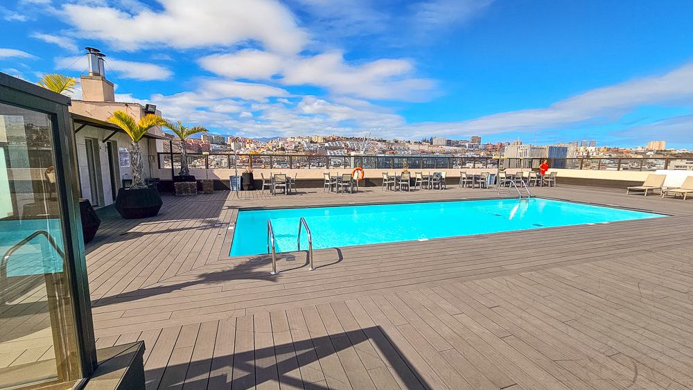 AC hotel iberia las palmas piscine gym21