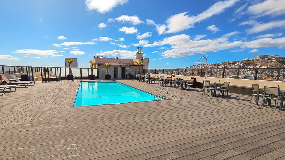 AC hotel iberia las palmas piscine gym22