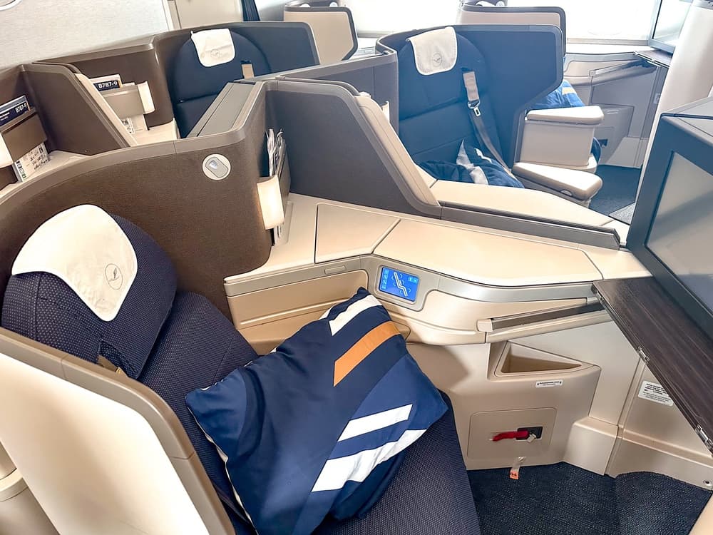 Lufthansa 787 9 Business 08