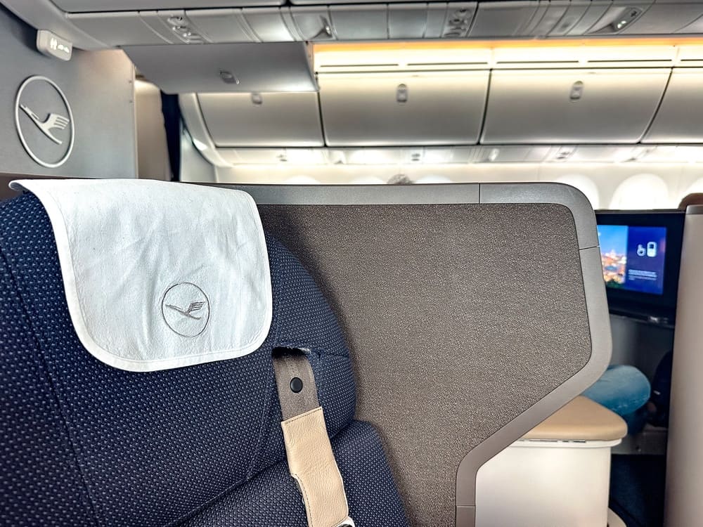 Lufthansa 787 9 Business 25