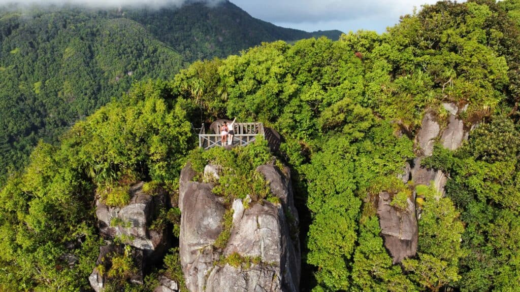 Morne Blanc-unsplash