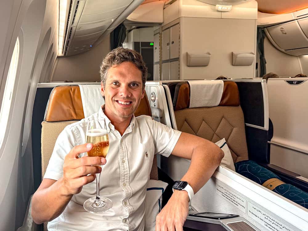 Oman Air business economy 39