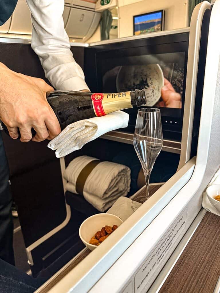 Oman Air business economy 46