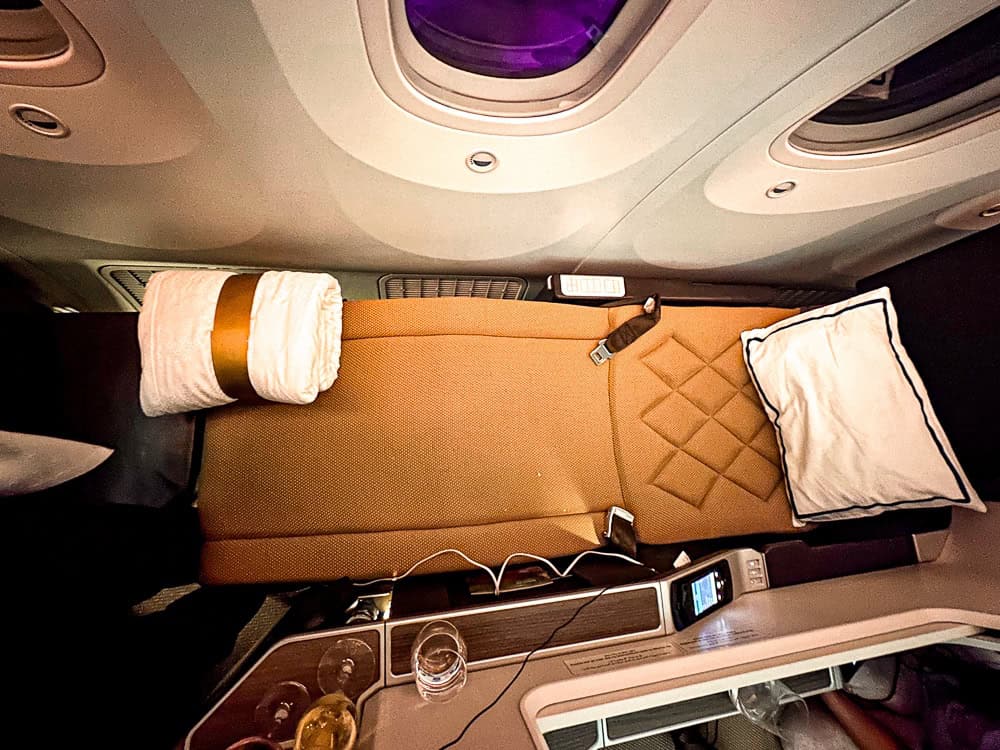 Oman Air business economy 59