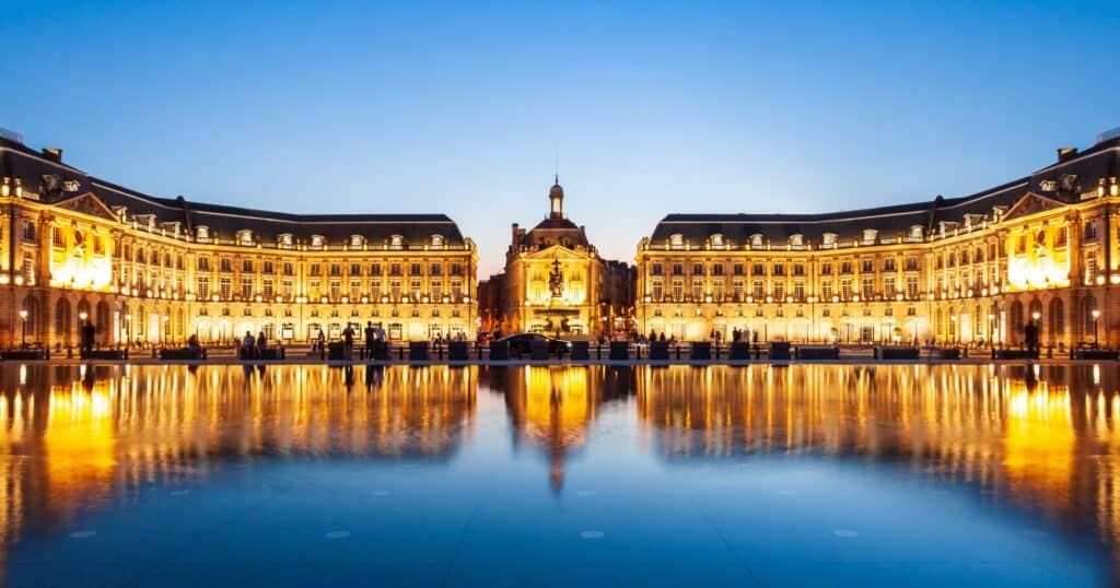 Flamme olympique bordeaux