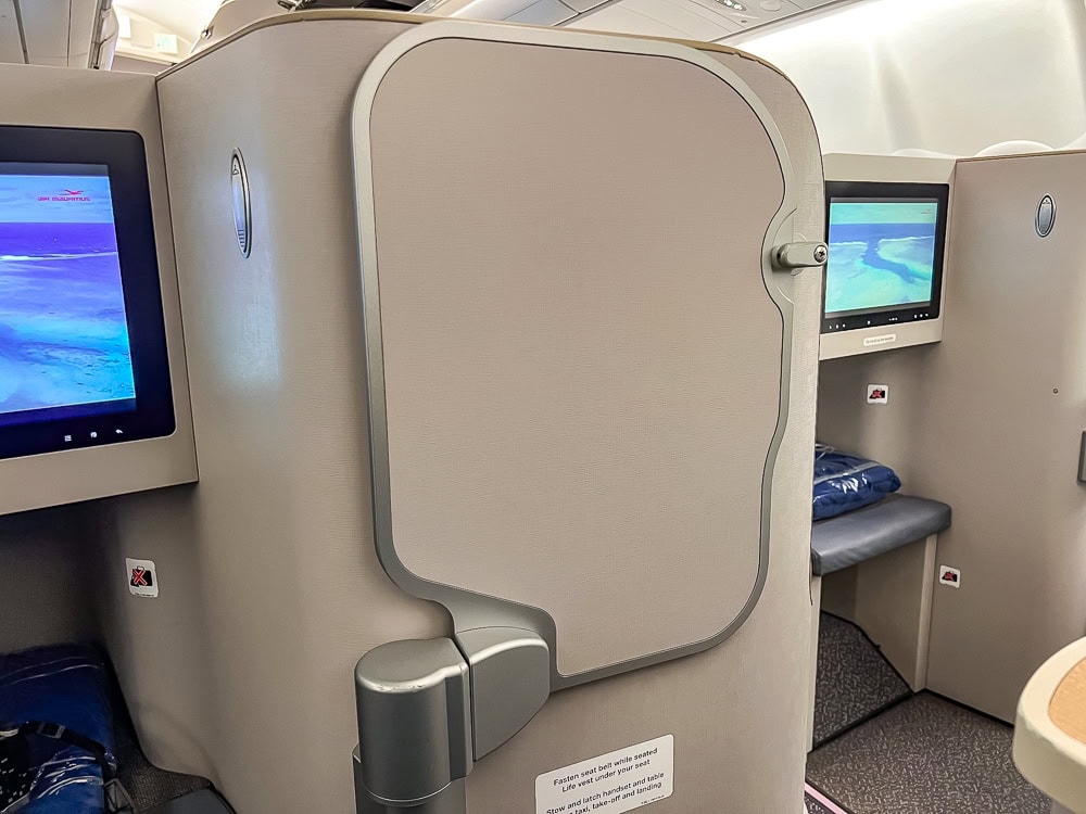 Air Mauritius A330 15