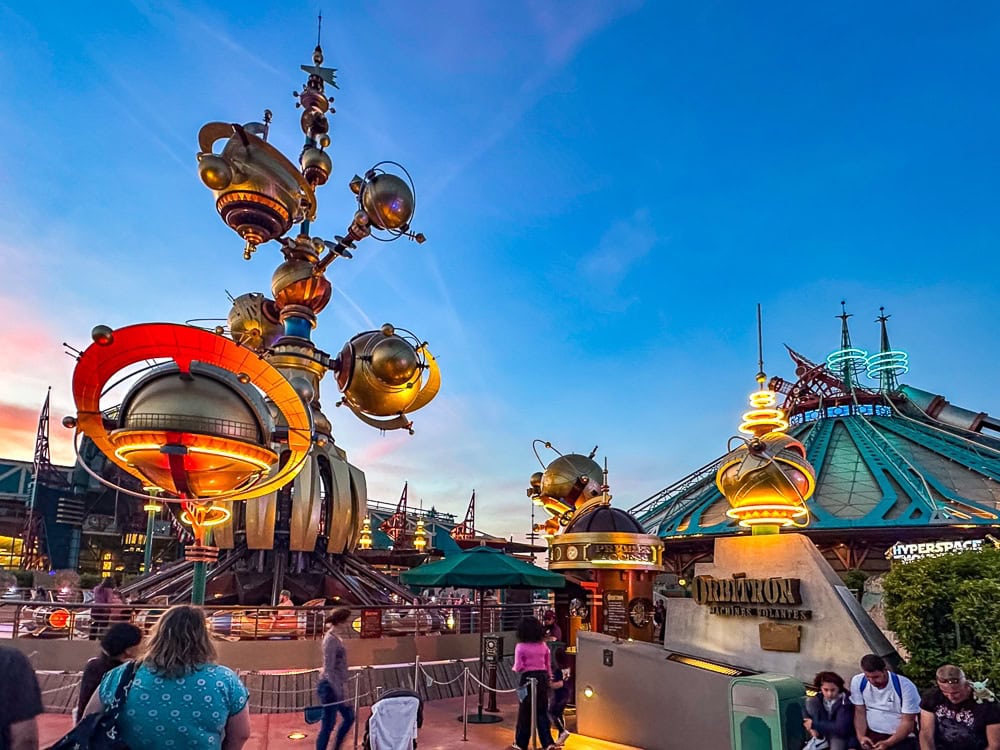 Disneyland Paris Hyperspace mountain4