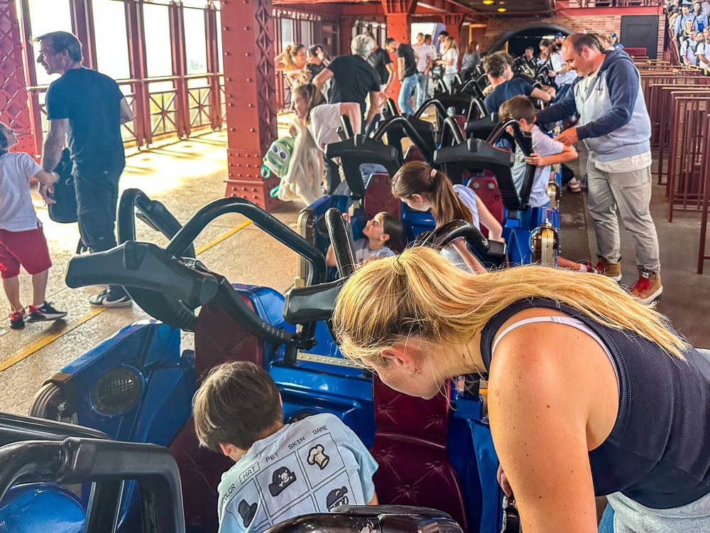 Disneyland Paris Hyperspace mountain7