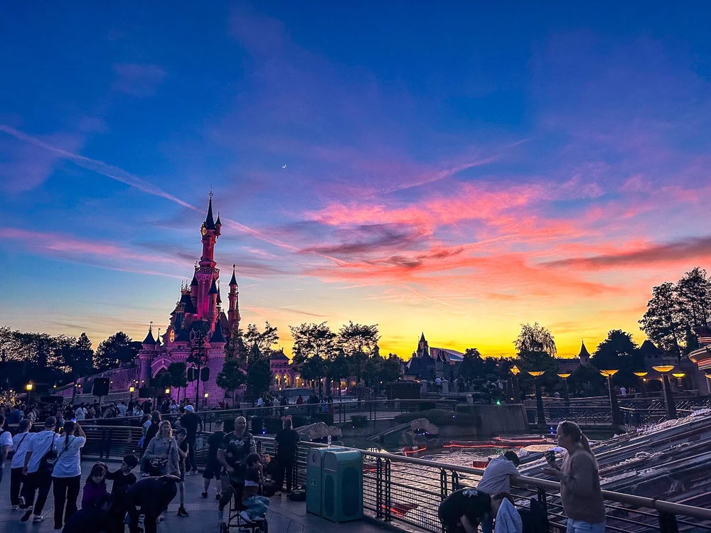 Disneyland Paris chateau1